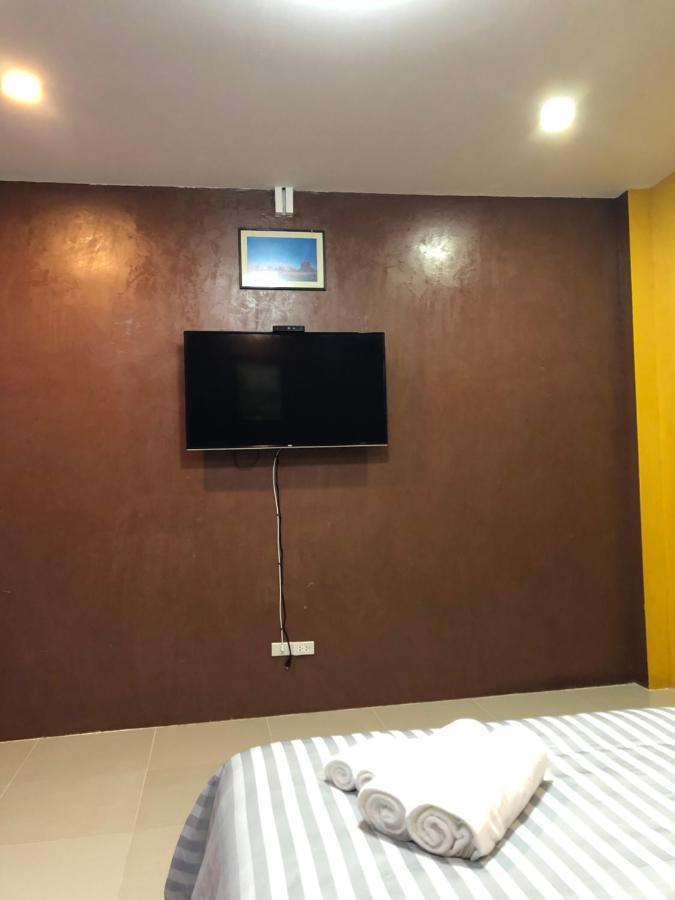 Nonthun 1 Hostel 坤敬 外观 照片