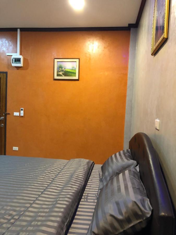 Nonthun 1 Hostel 坤敬 外观 照片